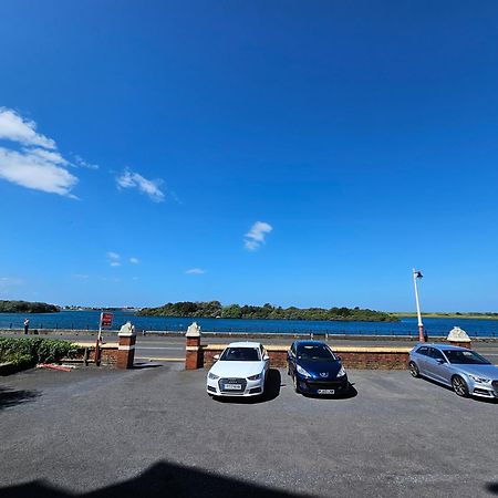 2 Bed Apartment Lakeside On The Promenade Southport Ngoại thất bức ảnh